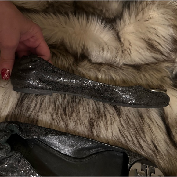 Tory Burch sparkle black leather flats. Overall good condition - Picture 5 of 9